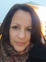 Sziasztok! Andrea vagyok. Komoly kunszentmiklósi társkereső férfiak jelentkezését várom.