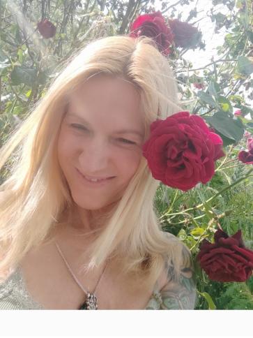 Andrea, 55 éves kalocsai társkereső nő profil fotója