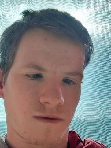 Attila, 23 éves abádszalóki társkereső férfi profil fotója Attila, 23 éves abádszalóki társkereső férfi profil fotója