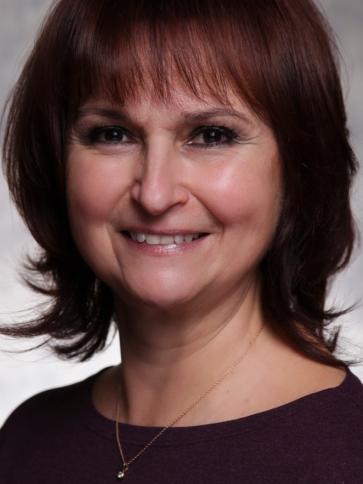 Zsuzsanna, 67 éves váci társkereső nő profil fotója