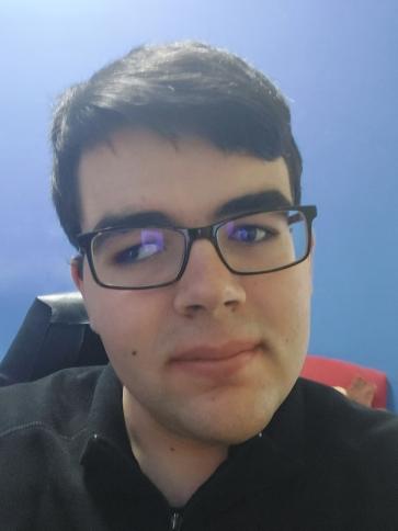Bálint, 22 éves pécsi társkereső férfi profil fotója