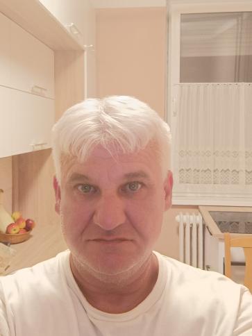 László, 51 éves Budapest XIV. kerületi társkereső férfi profil fotója