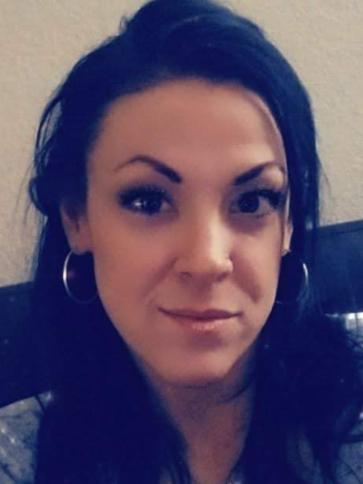 Kriszti, 45 éves szekszárdi társkereső nő profil fotója