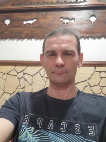 Zoli, 47 éves bátonyterenyei társkereső férfi profil fotója