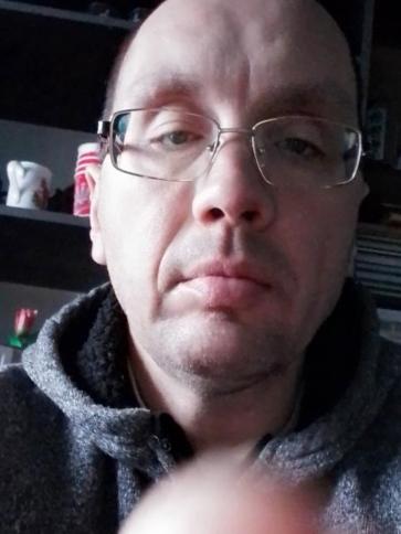 János, 45 éves csabacsűdi társkereső férfi profil fotója