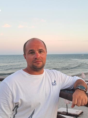 Attila, 33 éves siófoki társkereső férfi profil fotója