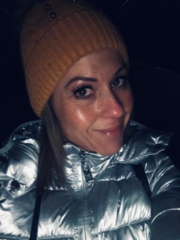 Reni, 37 éves kaposvári társkereső nő profil fotója
