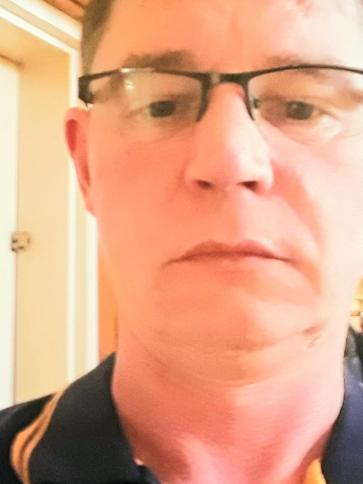 Mihály, 44 éves békési társkereső férfi profil fotója