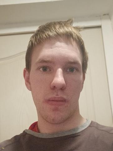 Attila, 24 éves létavértesi társkereső férfi profil fotója