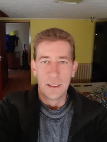 Peter, 49 éves boldogi társkereső férfi profil fotója