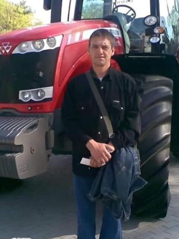 István, 56 éves tápiószentmártoni társkereső férfi profil fotója