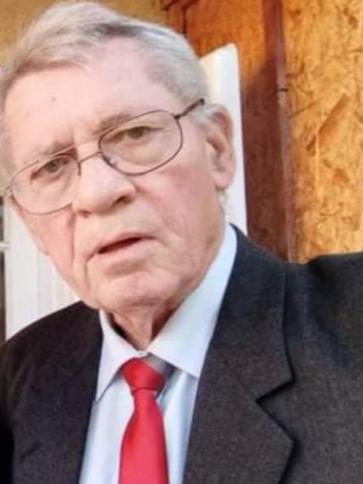 Sándor, 77 éves miskolci társkereső férfi profil fotója Sándor, 77 éves miskolci társkereső férfi profil fotója