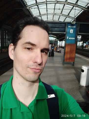 Andris, 43 éves Budapest VIII. kerületi társkereső férfi profil fotója