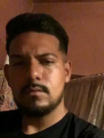 Ákos, 25 éves kazincbarcikai társkereső férfi profil fotója