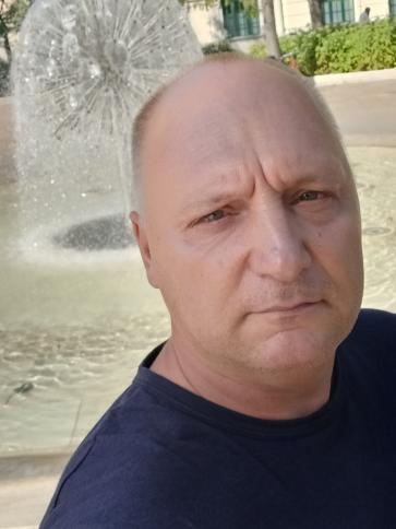 Mihály, 53 éves orosházi társkereső férfi profil fotója