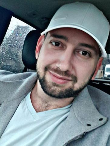 Miklós, 32 éves kajászói társkereső férfi profil fotója