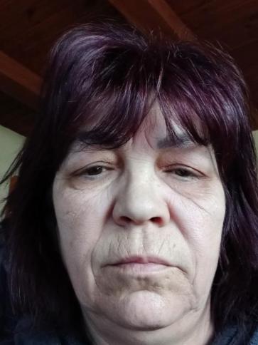 Éva, 59 éves mendei társkereső nő profil fotója