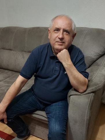 Béla, 63 éves dányi társkereső férfi profil fotója