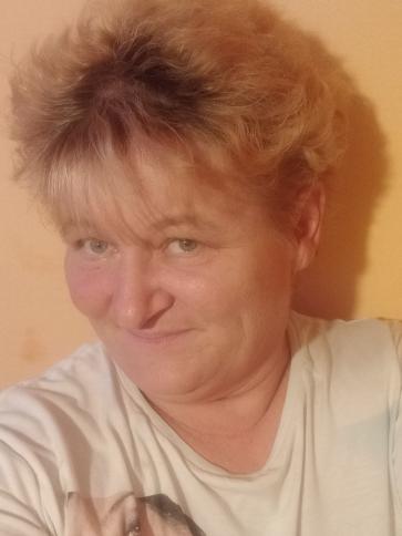 Lidy, 57 éves almáskamarási társkereső nő profil fotója