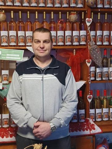 Balázs, 45 éves somlóvásárhelyi társkereső férfi profil fotója