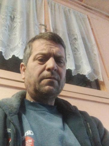 Tibor, 48 éves gyáli társkereső férfi profil fotója