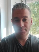 Sziasztok! Gábor vagyok. Komoly tompai párkereső nők jelentkezését várom.