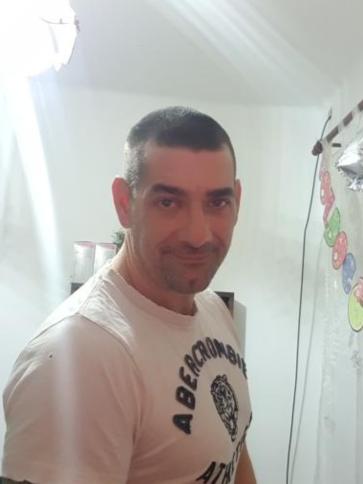 Zoli, 47 éves székesfehérvári társkereső férfi profil fotója