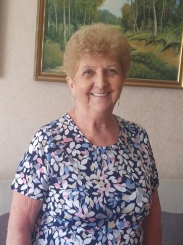 Éva, 69 éves tahitótfalui társkereső nő profil fotója Éva, 69 éves tahitótfalui társkereső nő profil fotója