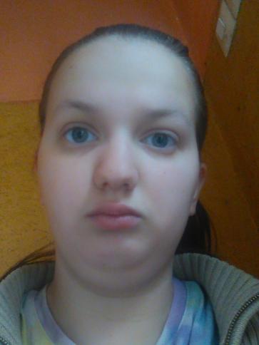 Henrietta, 24 éves kecskeméti társkereső nő profil fotója