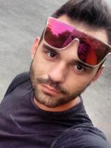 Sziasztok! Rajmund vagyok. Komoly koroncói párkereső nők jelentkezését várom.