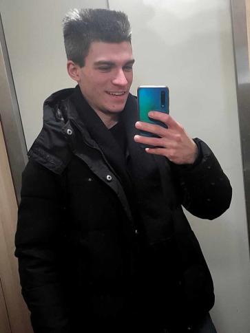 Gábor, 29 éves Budapest III. kerületi társkereső férfi profil fotója