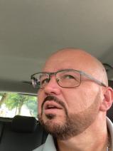 Sziasztok! Szabolcs vagyok. Komoly eperjeskei párkereső nők jelentkezését várom.