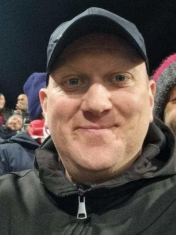 Zoltán, 38 éves Nagy Britannia kerületi társkereső férfi profil fotója
