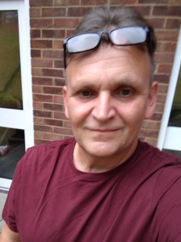 László, 57 éves Nagy Britannia kerületi társkereső férfi profil fotója
