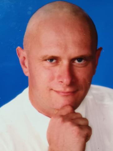 Gábor, 58 éves komlói társkereső férfi profil fotója