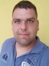 Sziasztok! Attila vagyok. Komoly enesei párkereső nők jelentkezését várom.