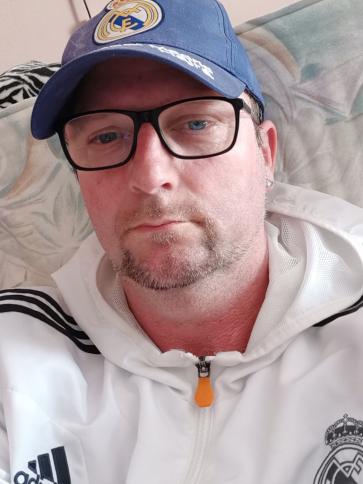 Zoltán, 52 éves ajkai társkereső férfi profil fotója
