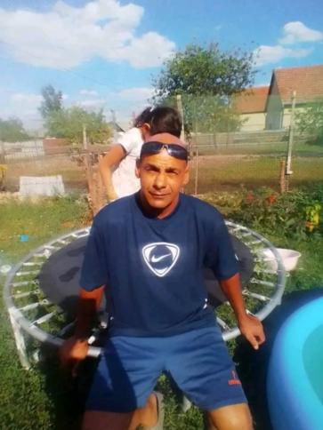 Zoltán, 54 éves földesi társkereső férfi profil fotója