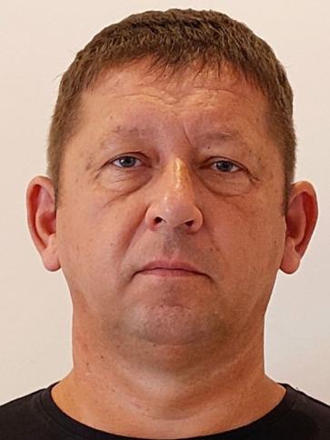 Laci, 51 éves maroslelei társkereső férfi profil fotója Laci, 51 éves maroslelei társkereső férfi profil fotója