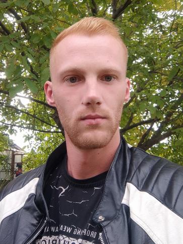 Dániel, 29 éves balatonboglári társkereső férfi profil fotója