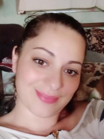 Évi, 34 éves mucsi társkereső nő profil fotója
