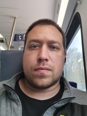 Richárd, 37 éves márianosztrai társkereső férfi profil fotója