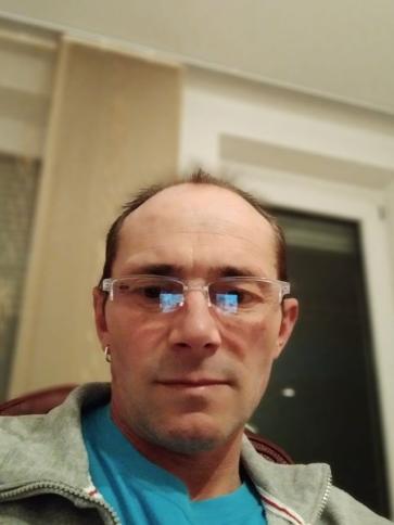 László, 50 éves nagyatádi társkereső férfi profil fotója
