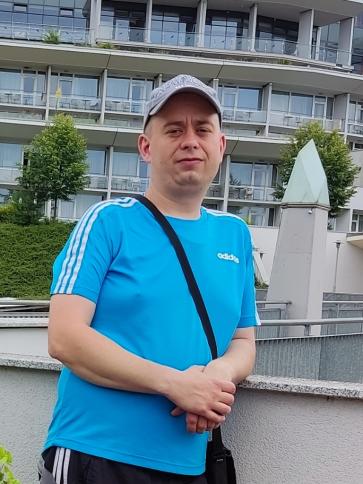 Dániel, 38 éves szlovákiai társkereső férfi profil fotója Dániel, 38 éves szlovákiai társkereső férfi profil fotója