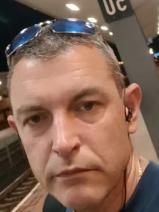 Sziasztok! Attila vagyok. Komoly kisújszállási párkereső nők jelentkezését várom.