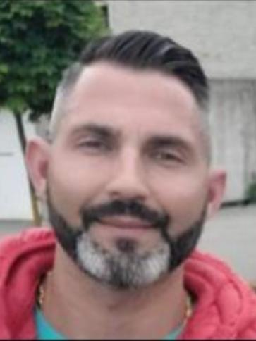 Péter, 43 éves gyöngyösi társkereső férfi profil fotója