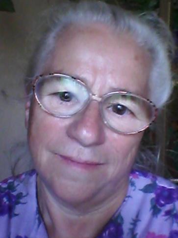 Éva, 75 éves kókai társkereső nő profil fotója Éva, 75 éves kókai társkereső nő profil fotója