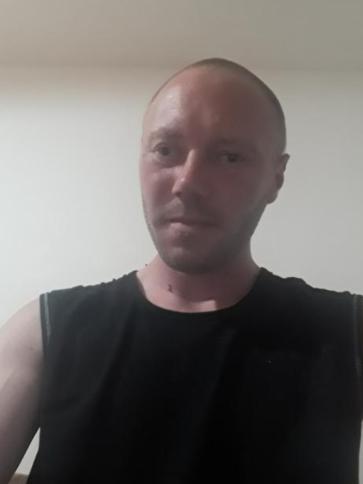Daniel, 30 éves kaposvári társkereső férfi profil fotója