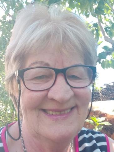 Rozália, 68 éves keszthelyi társkereső nő profil fotója