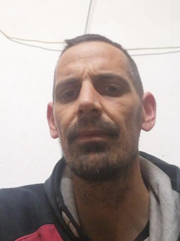 Gábor, 44 éves rábacsanaki társkereső férfi profil fotója